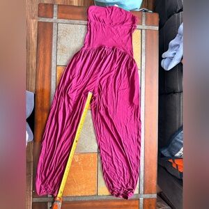 Halara fuschia jumpsuit small strapless wide leg BNWT pockets Beachy vacation